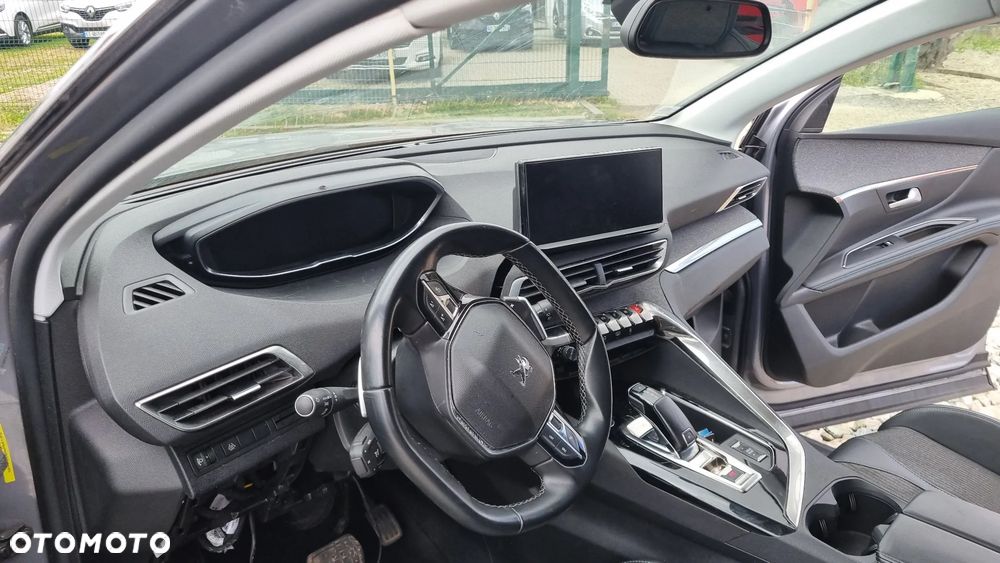 Peugeot 3008 BlueHDi 130 Stop & Start EAT8 Allure - 27