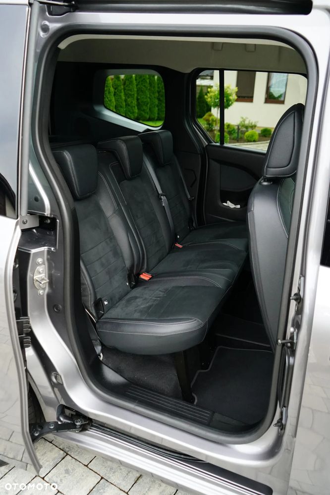 Mercedes-Benz Klasa T 180 d Automatik Edition - 14