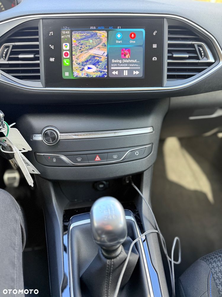 Peugeot 308 PureTech 130 GPF Stop & Start Style - 25
