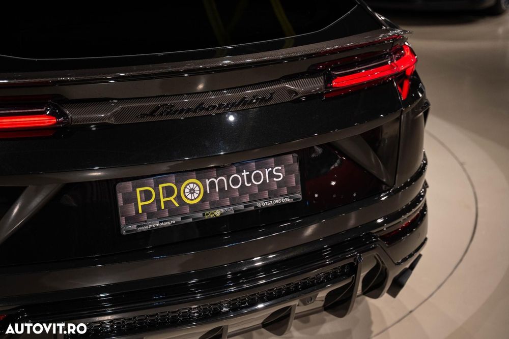 Lamborghini URUS - 19