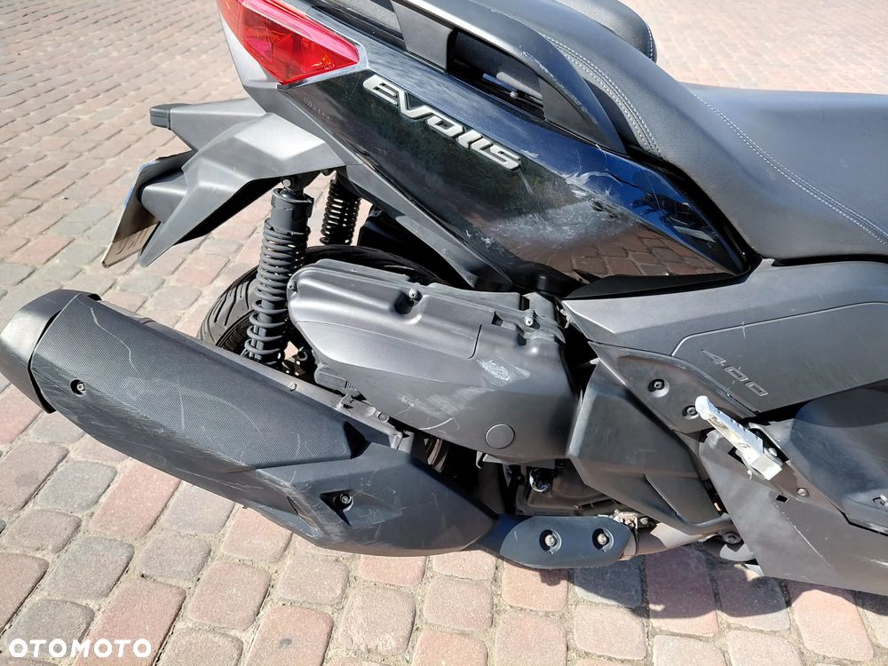 Yamaha X-max - 12