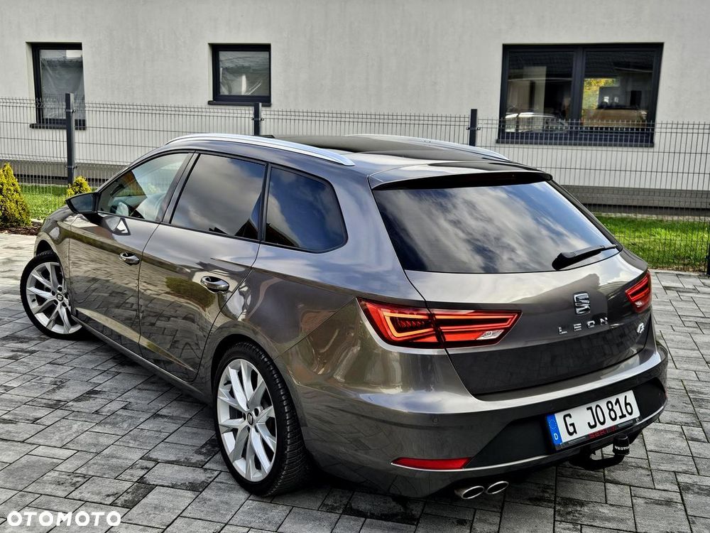 Seat Leon 1.8 TSI Ecomotive DSG FR - 9