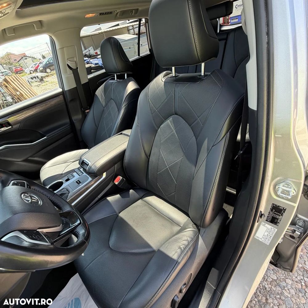 Toyota Highlander 2.5 L Dynamic Force 248CP Luxury Metallic - 19