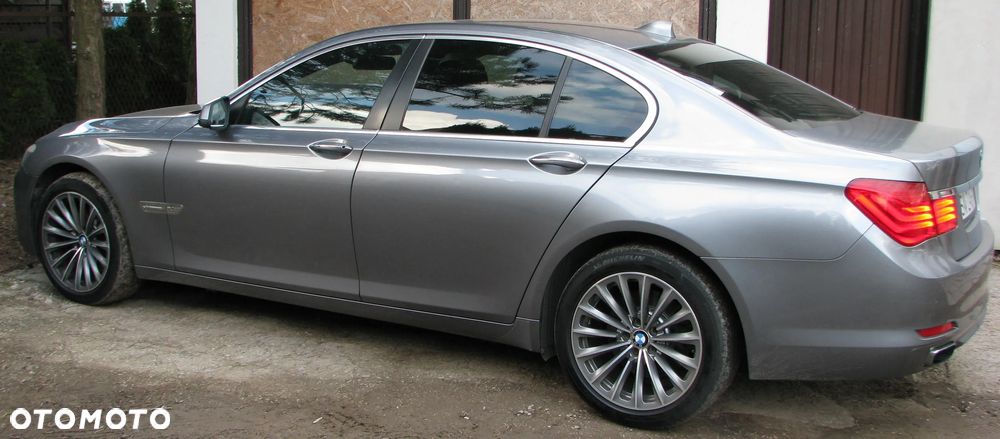 BMW Seria 7 740d xDrive - 4