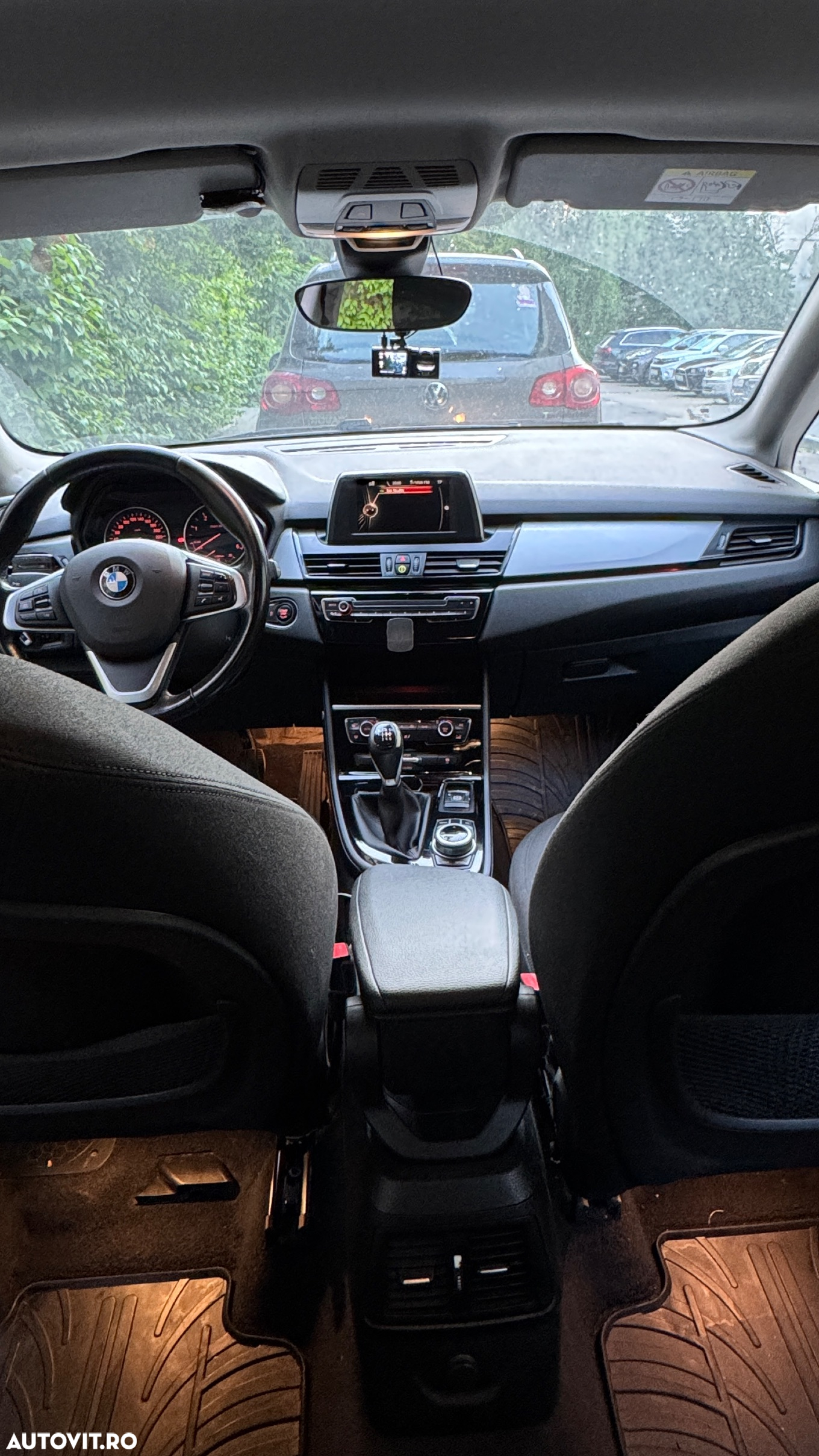 BMW Seria 2 216d Standard - 6