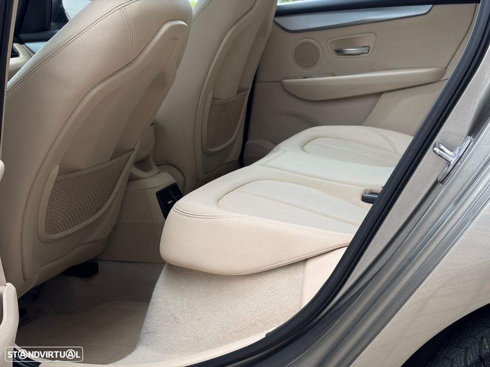 BMW 225xe Active Tourer iPerformance Luxury Line - 36