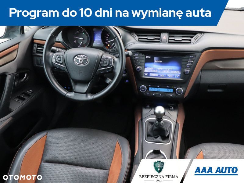 Toyota Avensis - 9