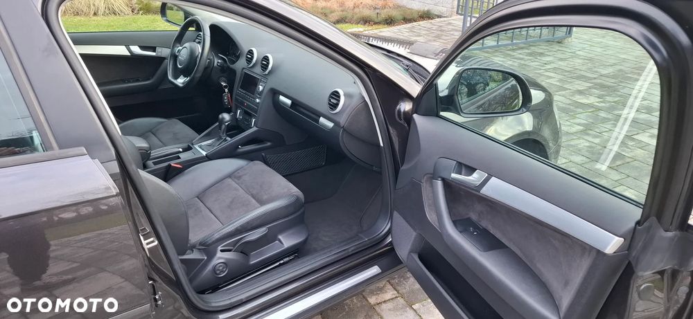 Audi A3 Sportback 1.8 TFSI S tronic Attraction - 24