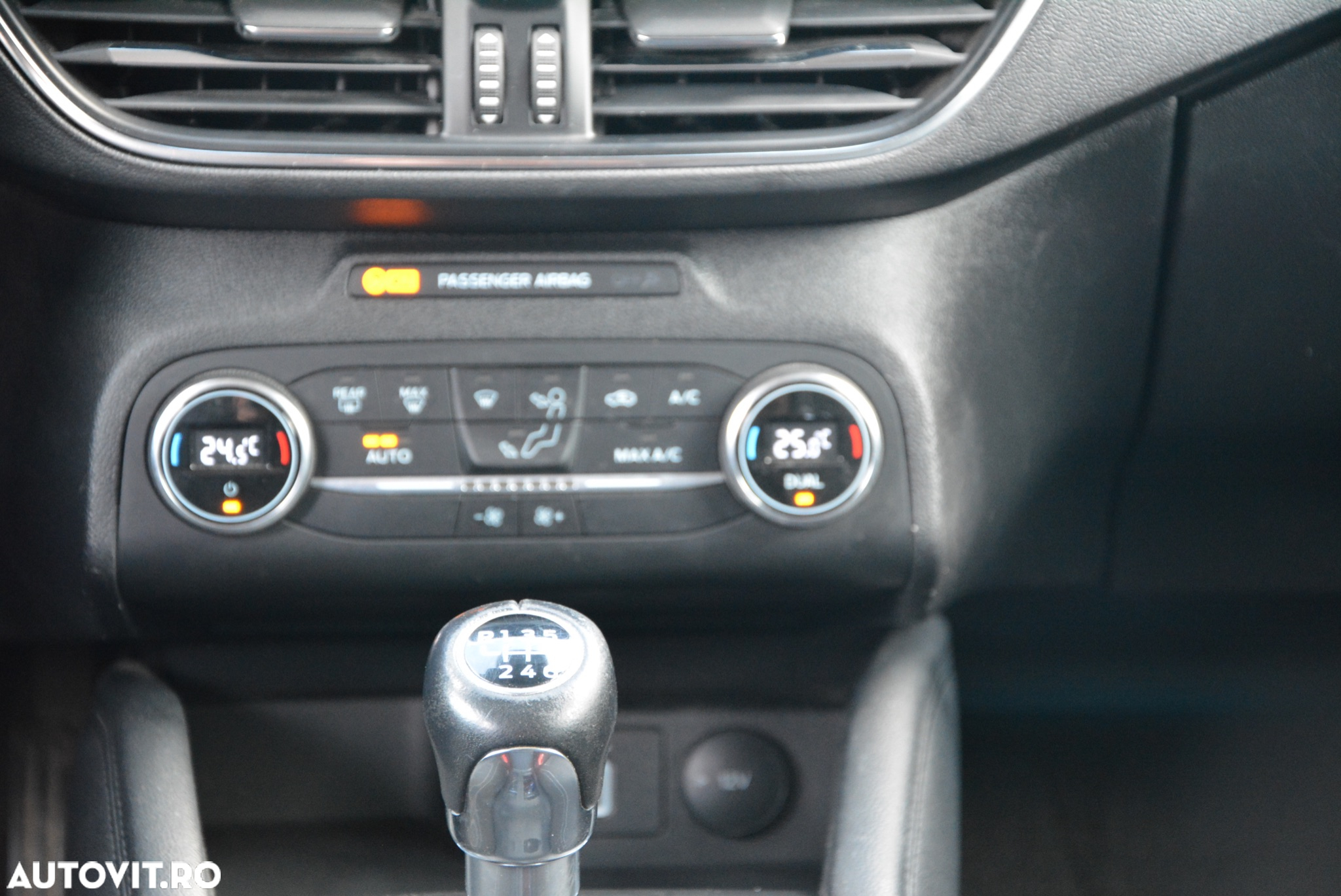 Ford Focus Turnier 1.5 EcoBlue Start-Stopp-System TITANIUM X - 20