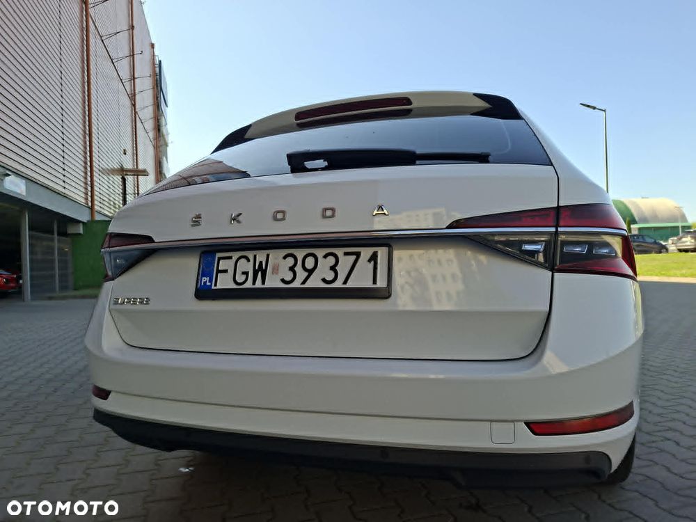 Skoda Superb 1.5 TSI DSG Sportline - 19