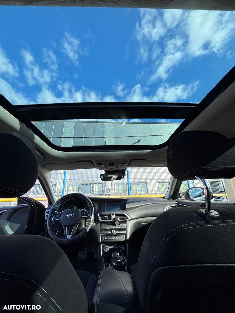 Infiniti QX30 - 5