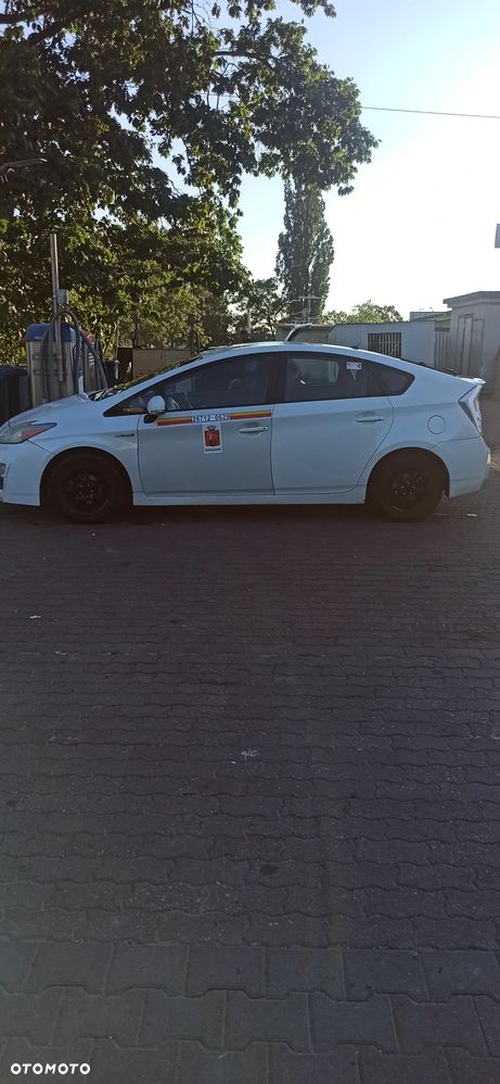 Toyota Prius 1.8 HSD Luna - 15