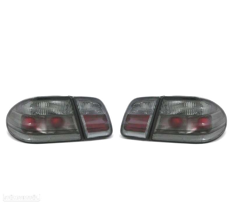 FAROLINS TRASEIROS MERCEDES E W210 95-99 ESCURECIDO - 1