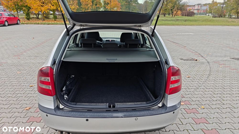 Skoda Octavia 1.9 TDI Ambiente - 9