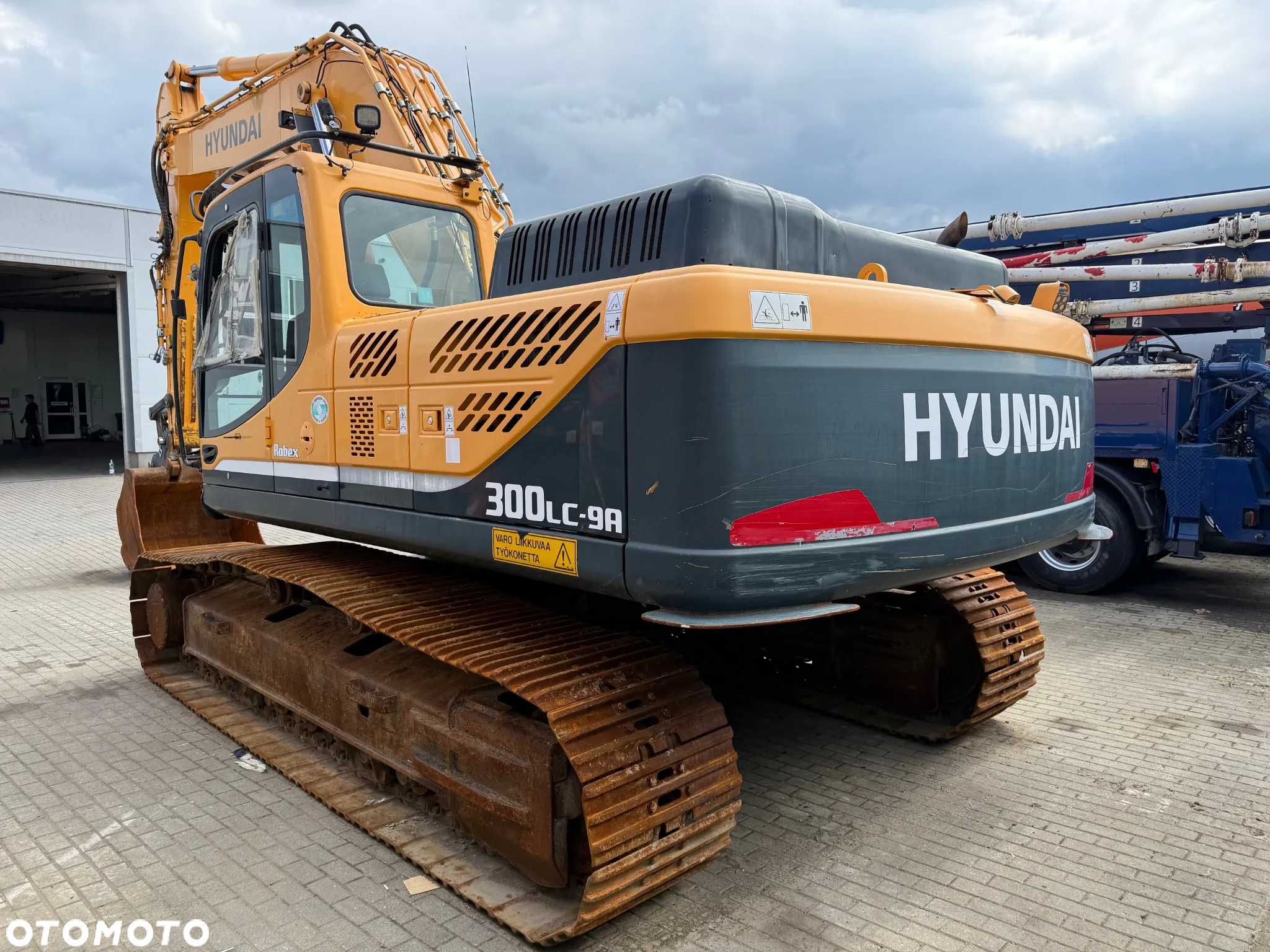 Hyundai Robex 300LC-9A - 8