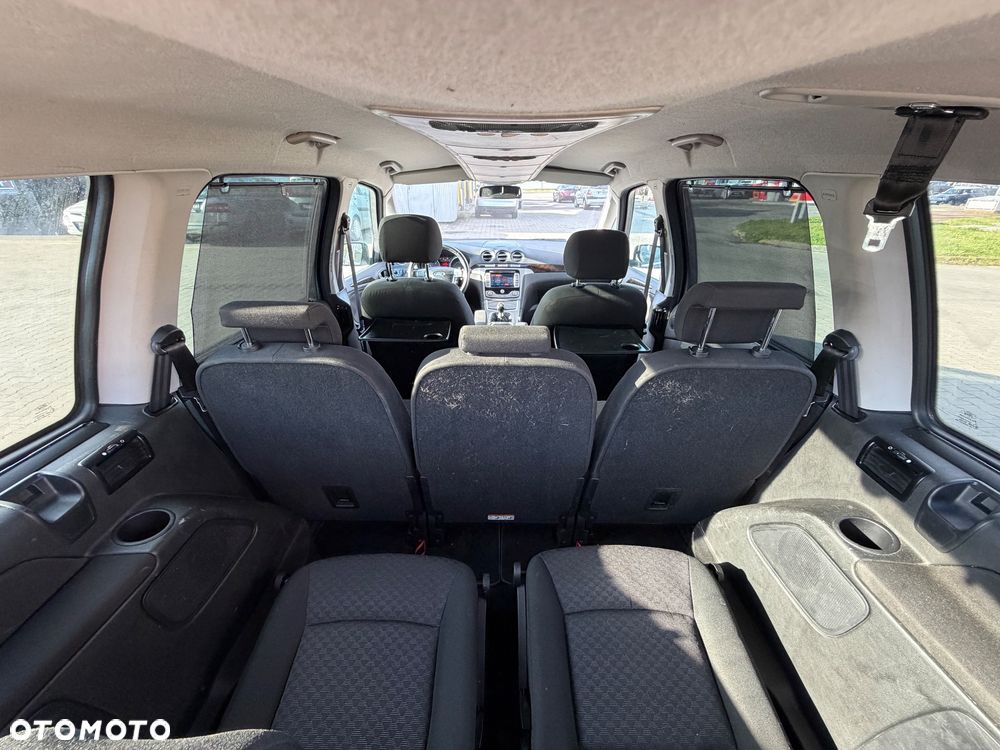 Ford Galaxy 2.2 TDCi Ghia - 22