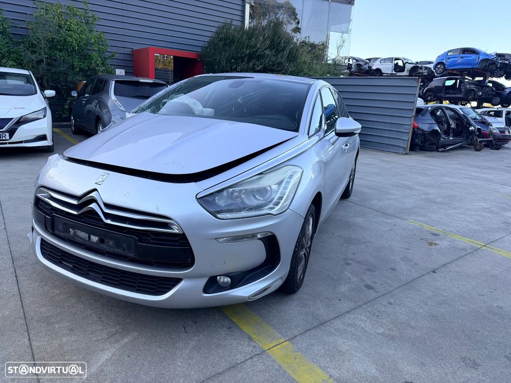 CITROEN DS5 1.6 HDI DE 2012 EM CENTRO DE ABATE EM FIM DE VIDA - 2
