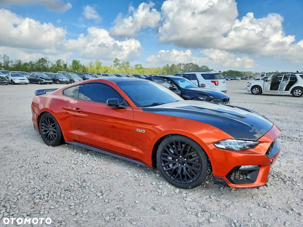 Ford Mustang 5.0 V8 GT - 1
