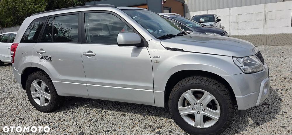 Suzuki Grand Vitara - 3