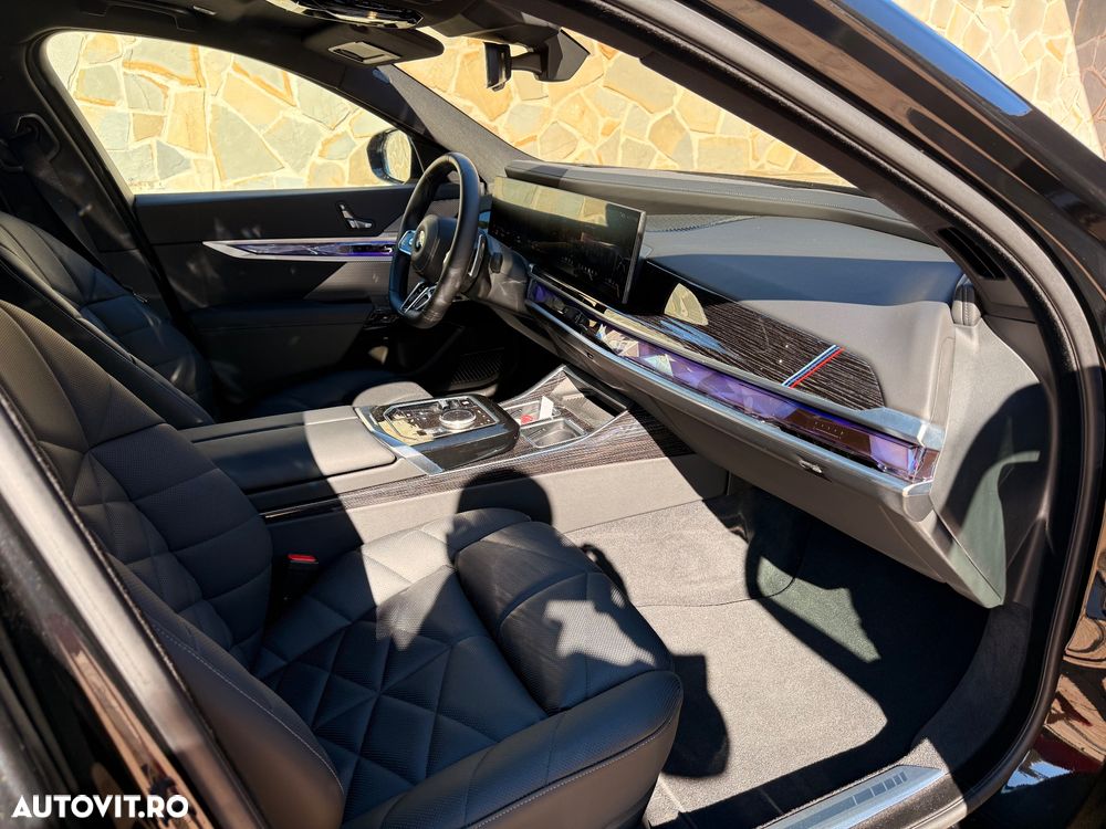 BMW Seria 7 - 12