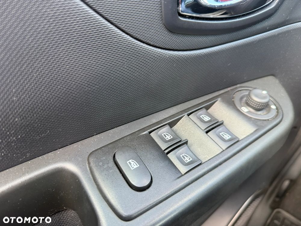 Renault Captur 0.9 Energy TCe Limited - 28