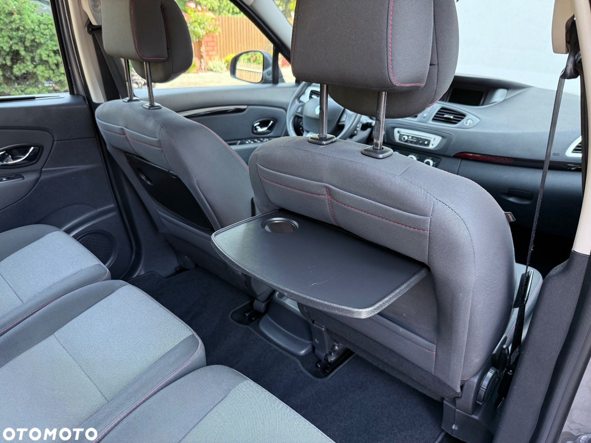 Renault Grand Scenic 1.6 16V 110 Paris - 29