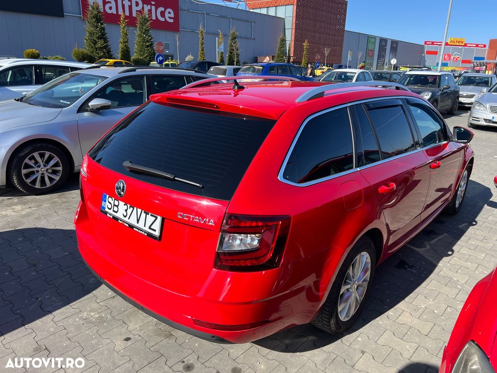 Skoda Octavia 2.0 TDI DSG Style - 3