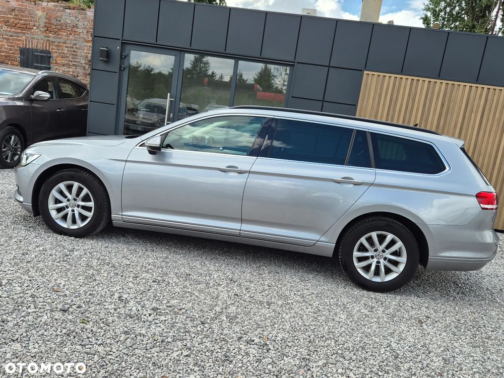 Volkswagen Passat - 6