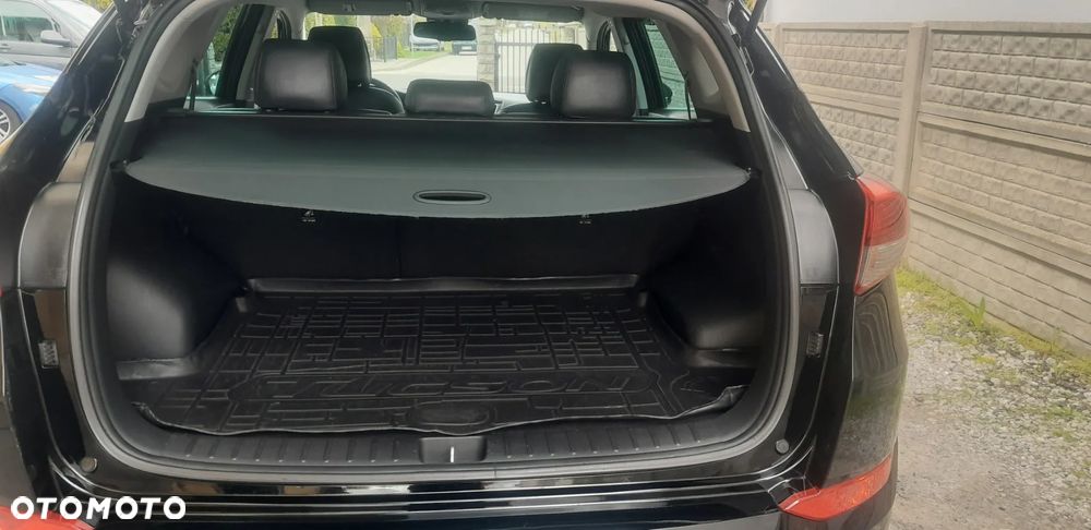 Hyundai Tucson blue 1.7 CRDi 2WD DCT Premium - 22