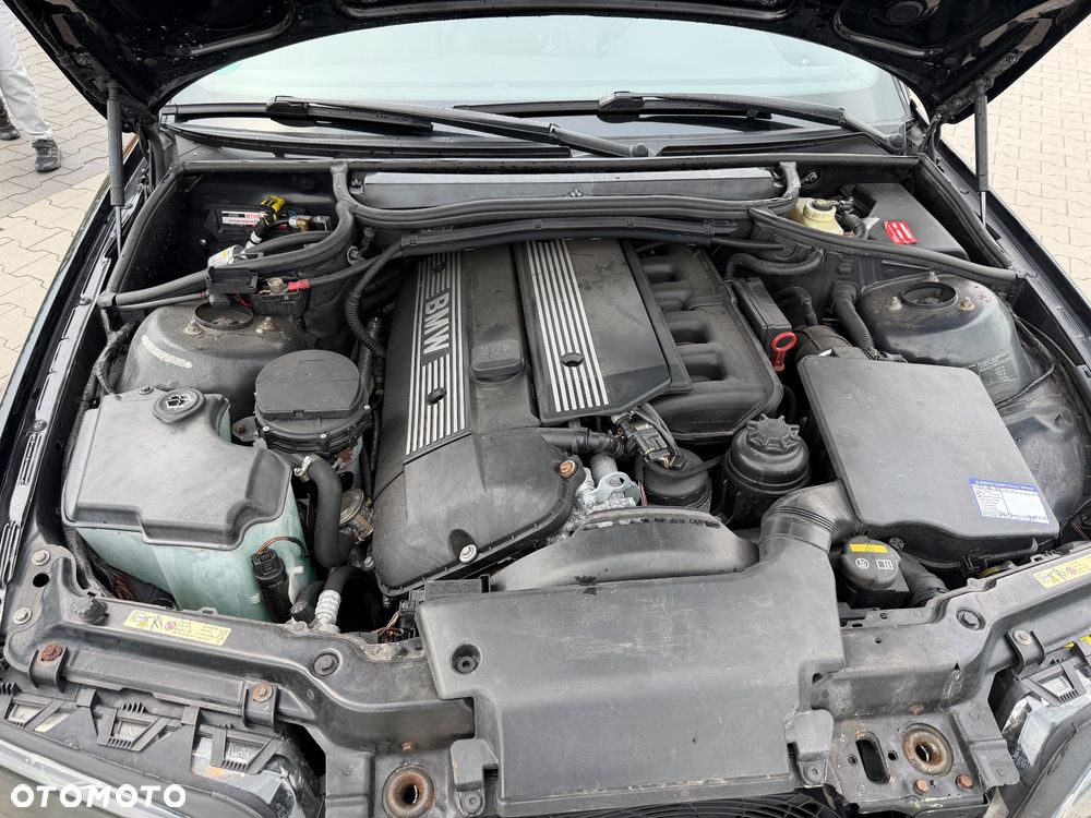 BMW Seria 3 - 32