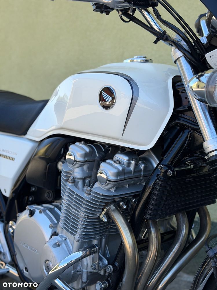 Honda CB - 4