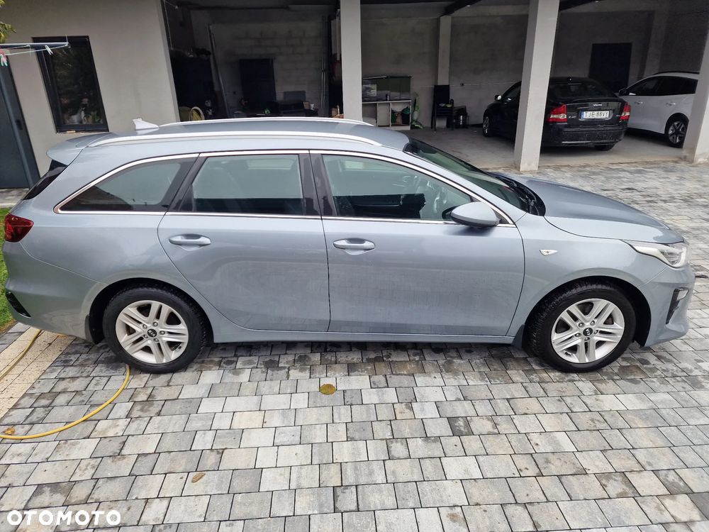 Kia Ceed - 4