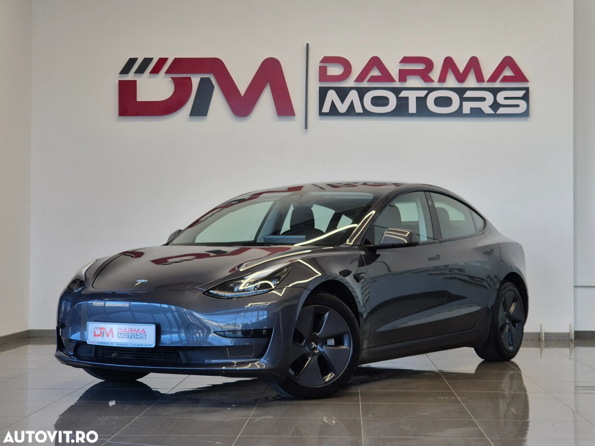 Tesla Model 3 Standard Reichweite Plus Hinterradantrieb - 1