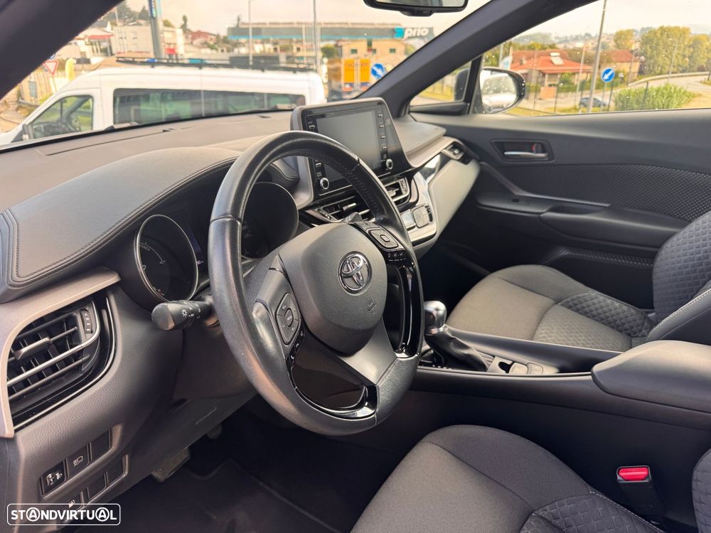 Toyota C-HR 1.8 HSD Comfort - 12