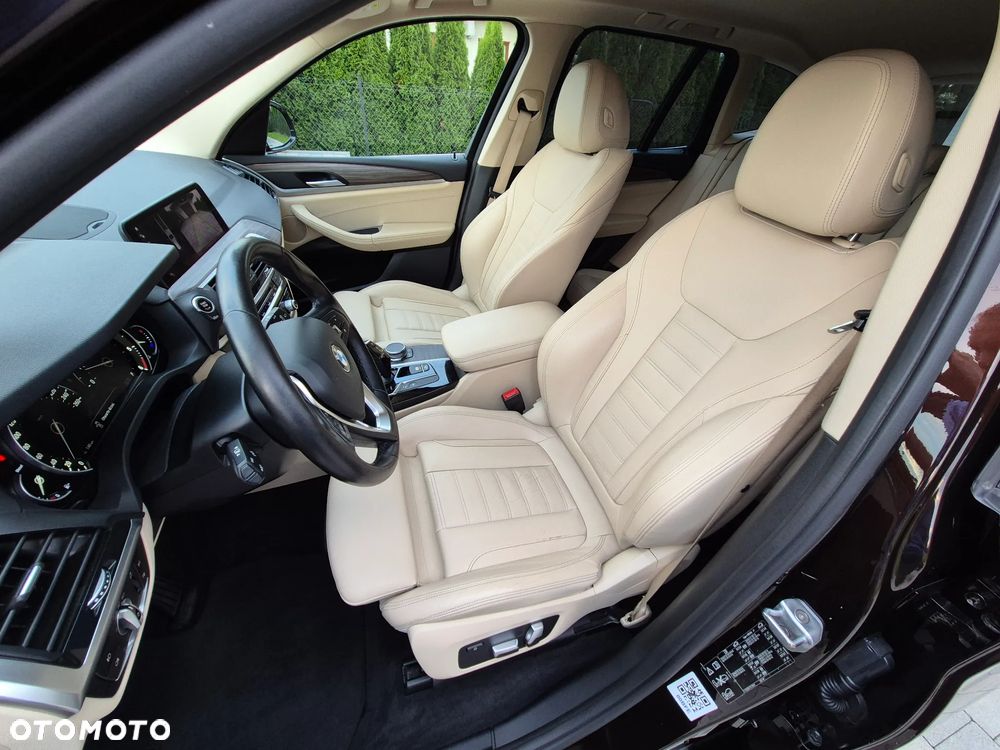BMW X3 xDrive20d Luxury Line sport - 25