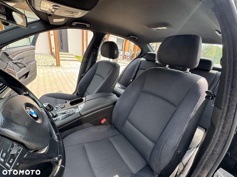 BMW Seria 5 - 17