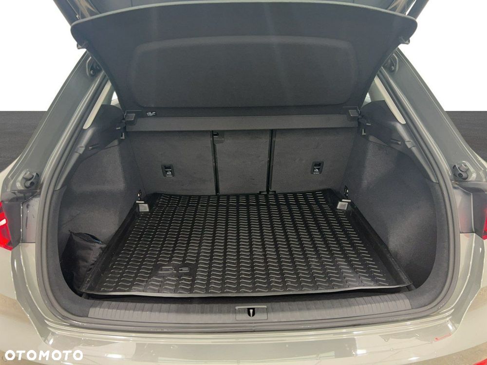Audi Q3 35 TFSI S tronic - 11