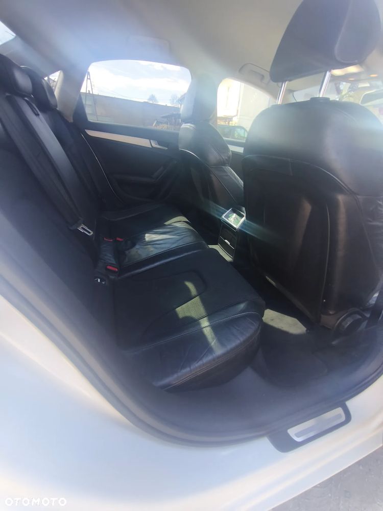 Audi A4 Limousine - 24