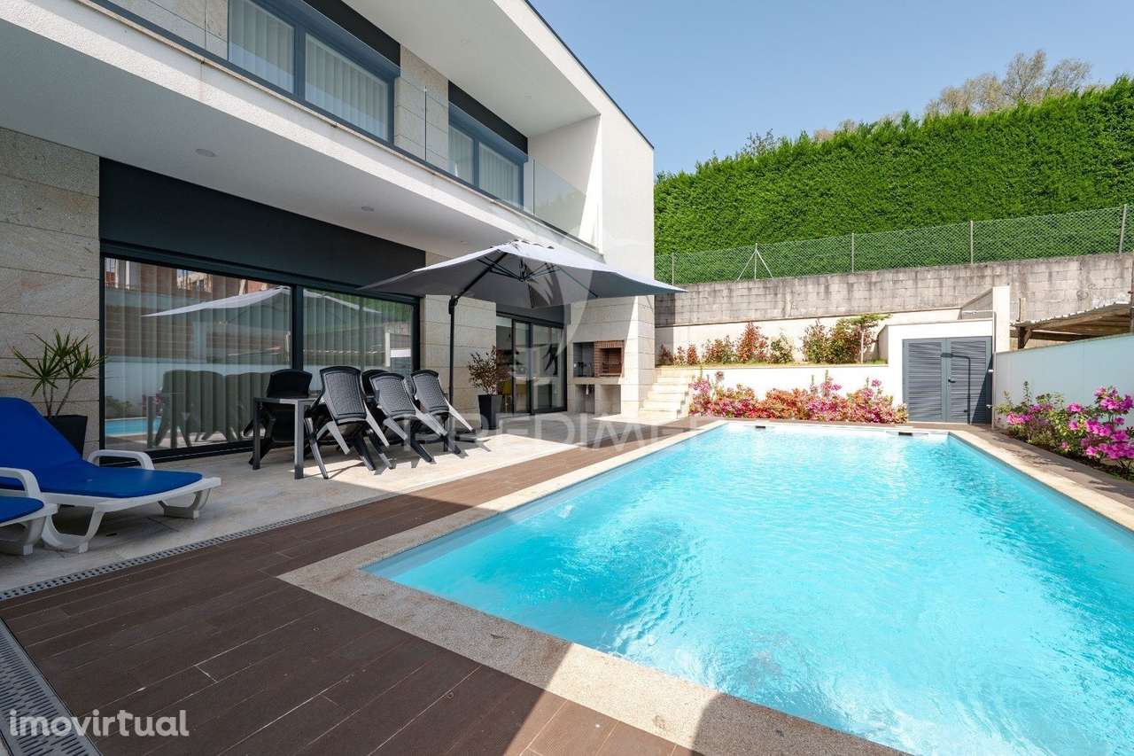 Moradia individual Fraião - Grande imagem: 3/33