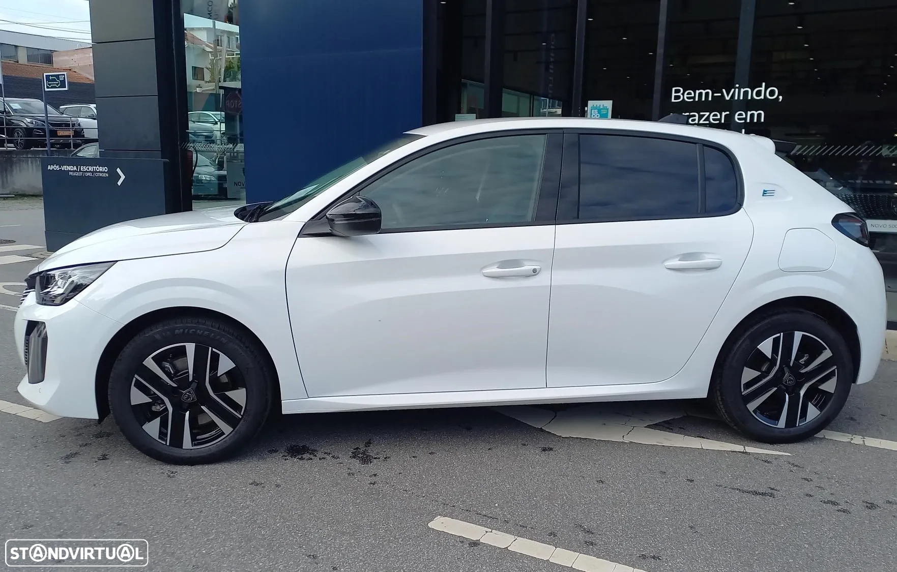 Peugeot e-208 50 kWh Allure - 3