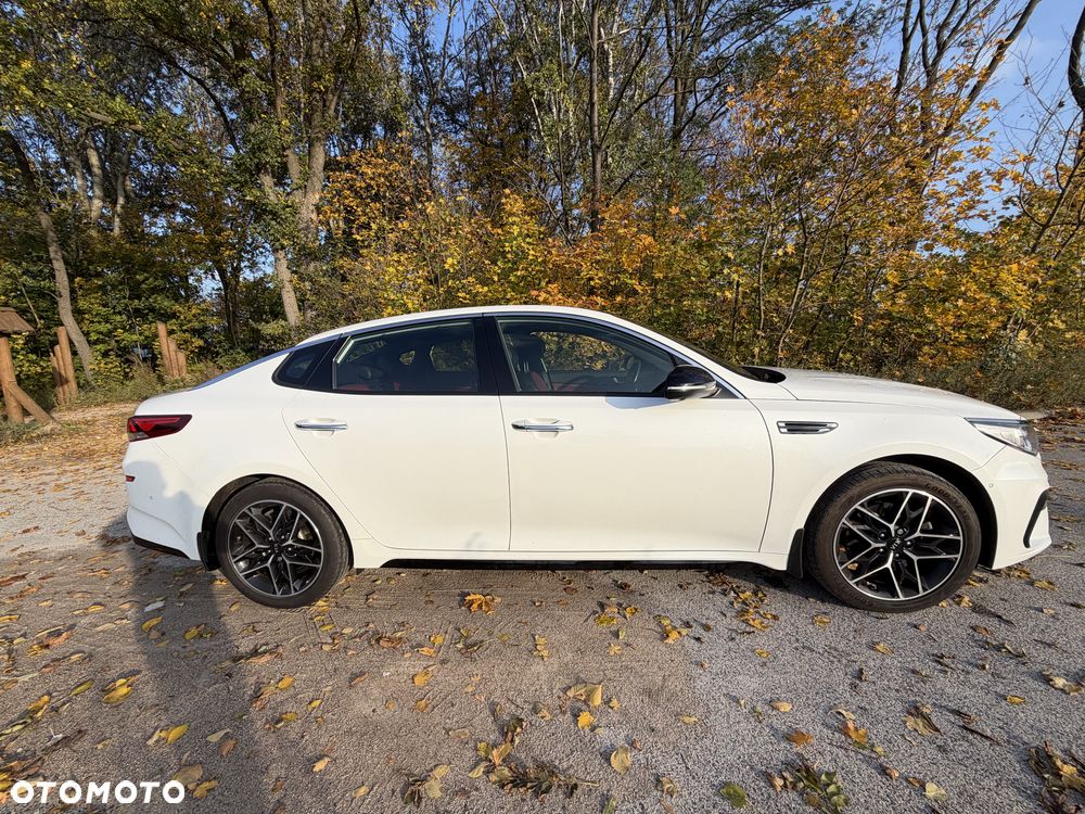 Kia Optima - 7