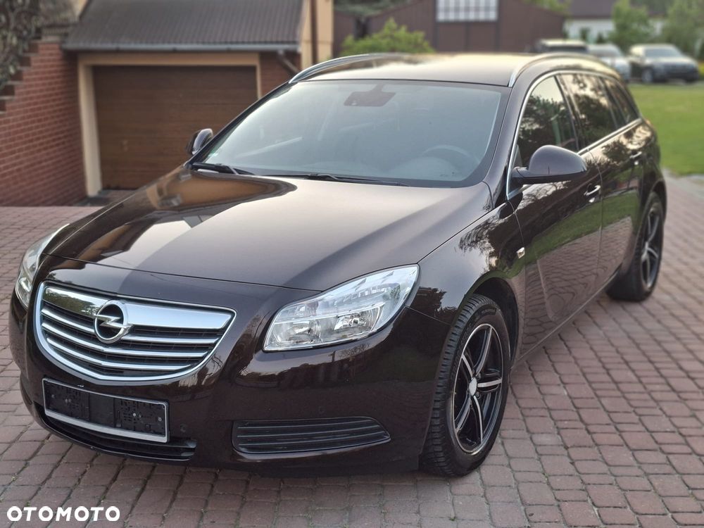 Opel Insignia 1.6 Turbo Design Edition - 1
