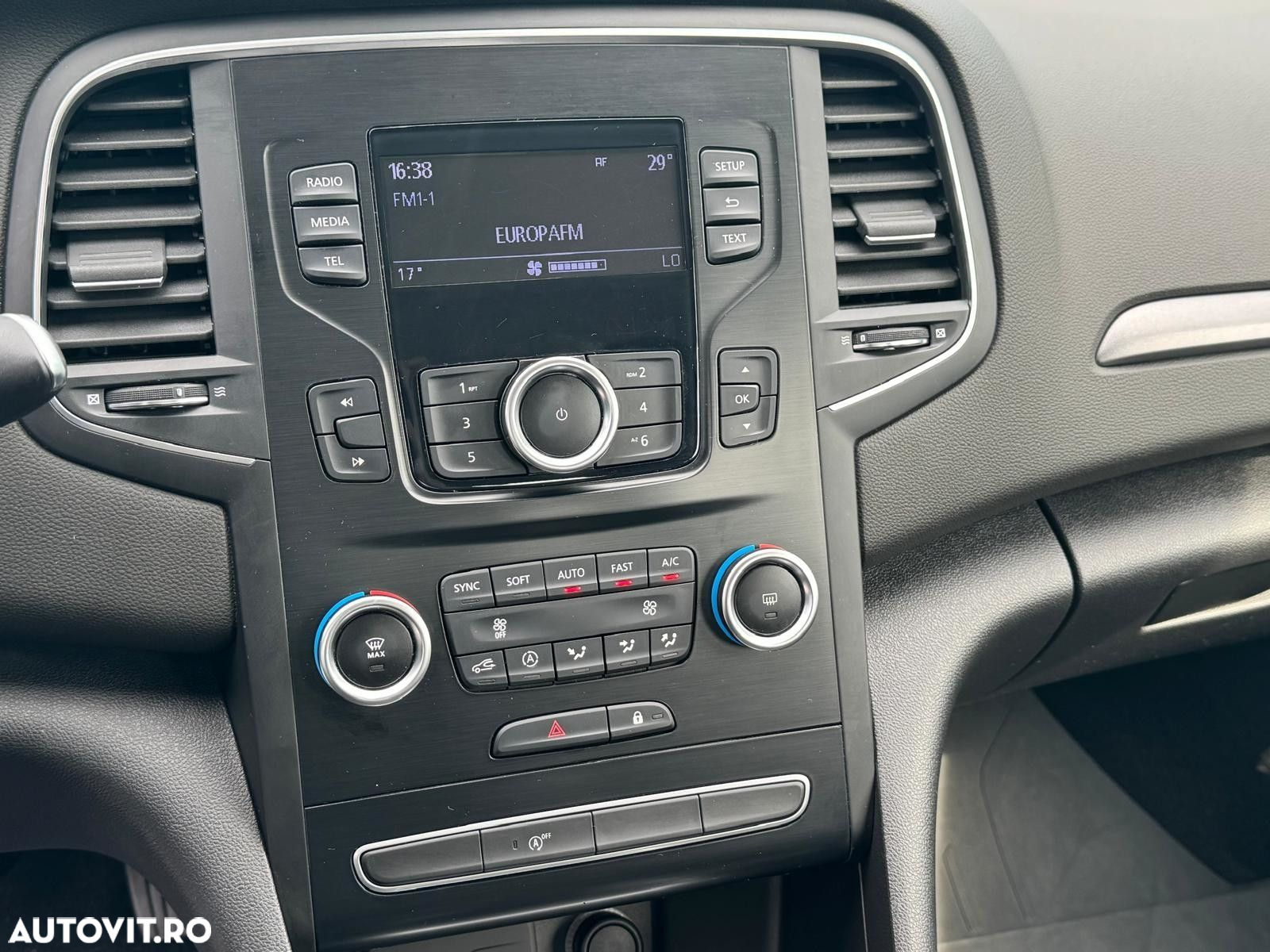Renault Megane - 10