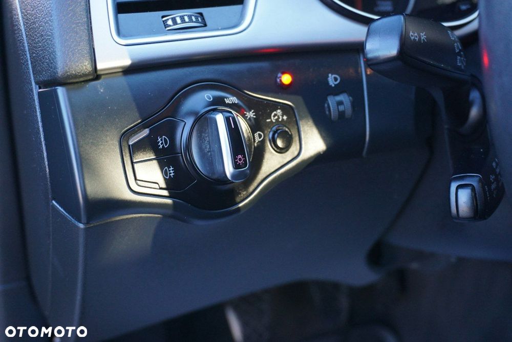 Audi A4 Allroad - 11