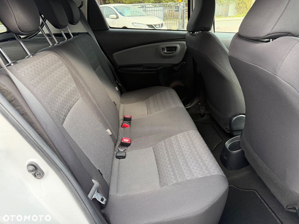 Toyota Yaris - 11