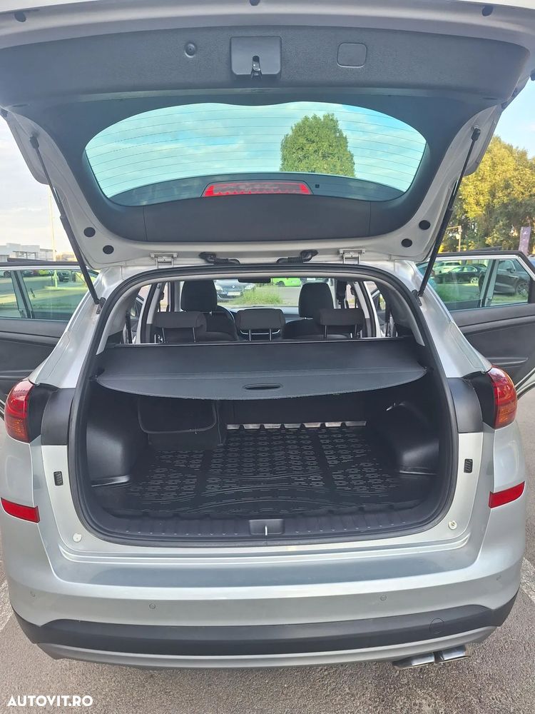 Hyundai Tucson 1.6 T-GDi 4WD 7DCT Style - 33