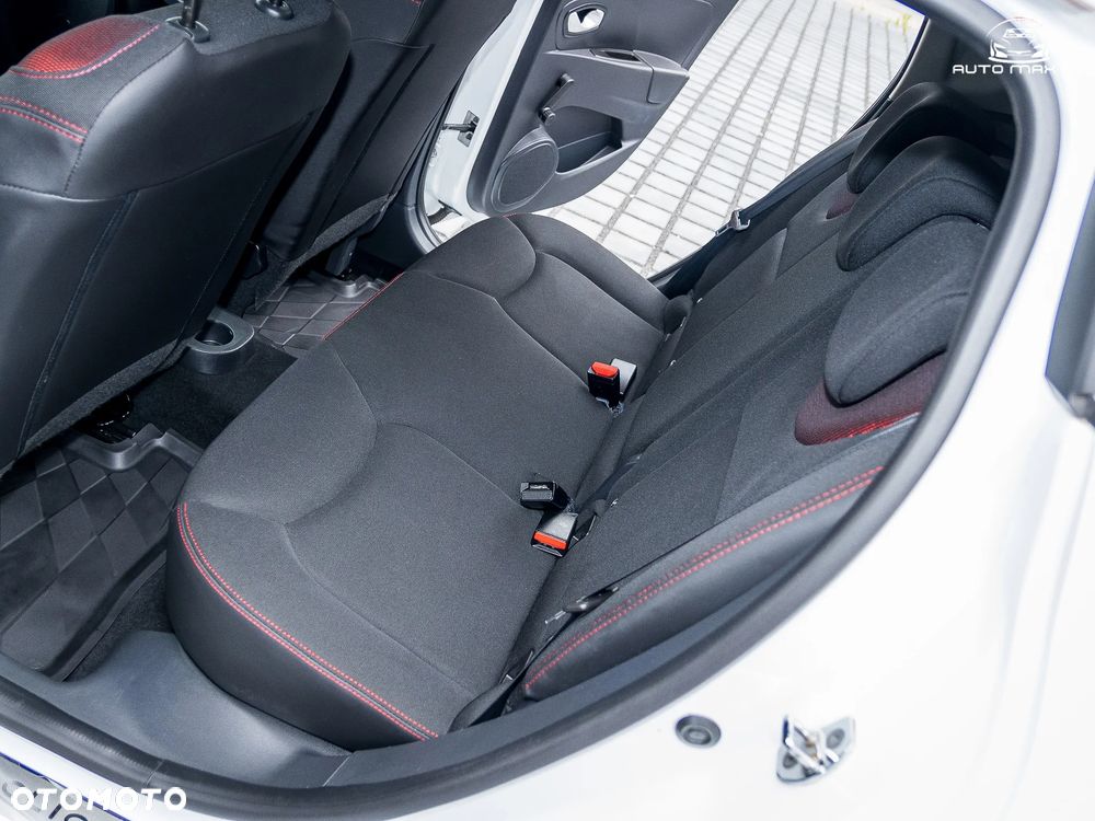 Renault Clio 1.2 16V 75 Life - 35