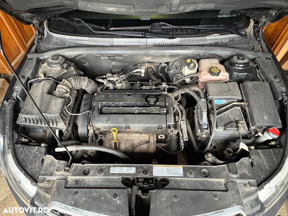 Chevrolet Cruze 1.6 LS Plus G2 - 11