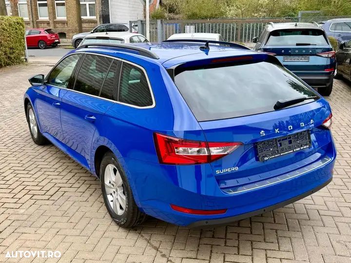 Skoda Superb 2.0 TDI DSG Style - 5