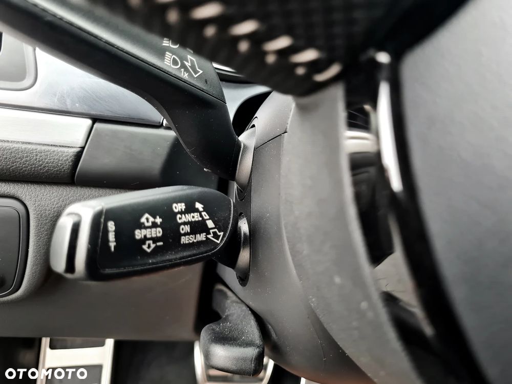Audi A6 Avant 2.0 TDI quattro S tronic - 34